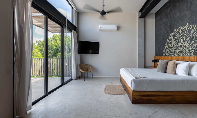La Veleta Apartment | Casai | Toh Penthouse with private pool located in La Veleta