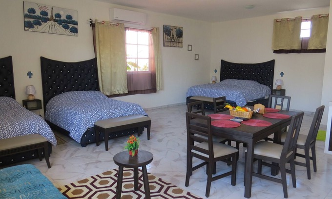 Centro Apartment | Comfortable Loft for 8 in Downtown Playa del Carmen