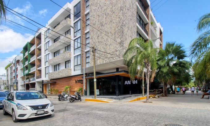 Zazil-ha Apartment | Dog-friendly luxe apartment in a great location with a pool, gym, & balcony