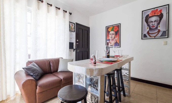 Downtown Apartment | Frida Double Balcony Apartment 5th Avenue