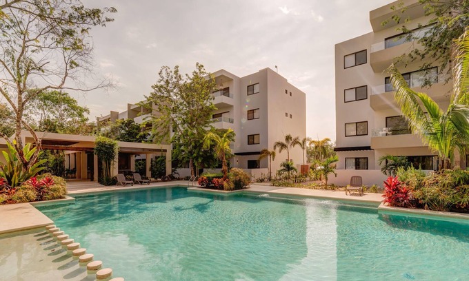 Puerto Juarez Apartment | Gated Escape | Pool | Gym | Near Shops & Cinema