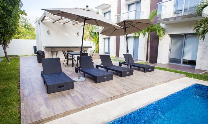 Playacar Fase II Apartment | GREAT CHIC STUDIO, 15 MIN WALK TO THE BEACH, 2 POOL ACCESS