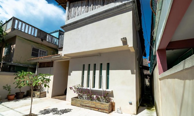 Downtown Cancun House | HOSTAL CASA MADRE NATURALEZA