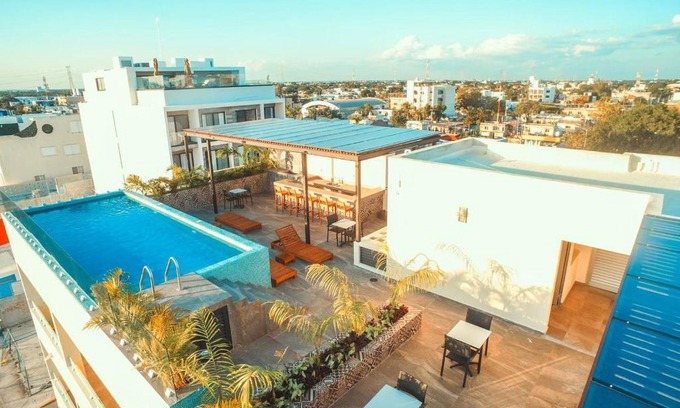 Tohoku Apartment | Joint 4BR Penthouse Rooftop pool Wifi/AC Sleep 14!