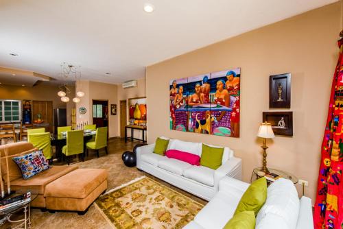 Gonzalo Guerrero Apartment | Las Olas 202