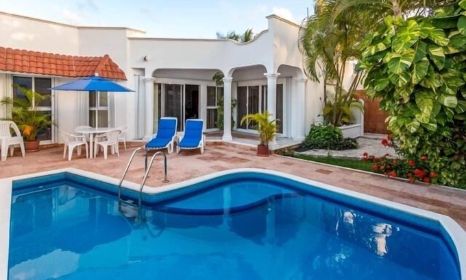 Colonia Andres House | Location, location, location, private villa, pool, Vonage, Wifi, close to town