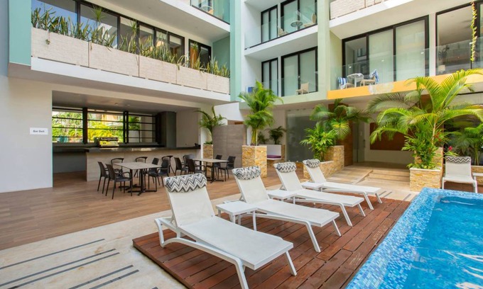 Gonzalo Guerrero Apartment | Lovely One Bedroom With Amazing Terrace View!