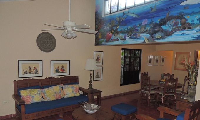 Colonia Andres House | Lovely Spacious 2 Bedroom 2 Bath Home