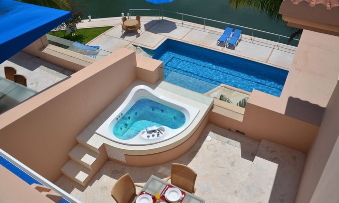 Puerto Aventuras Apartment | Marina View 1 Bedroom Luxury Apartment