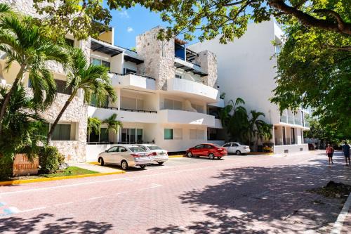 Zazil-ha Apartment | Meridian 208 condo