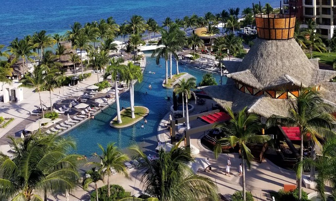 Playa Mujeres Resort | Ocean View. Suite size tailored to your needs.