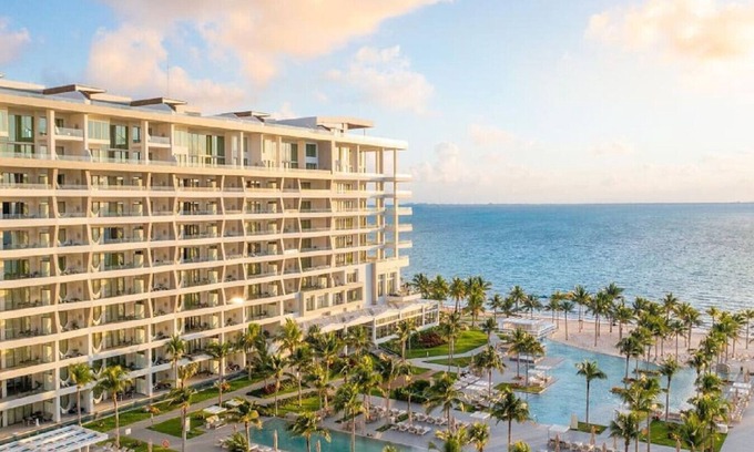 Playa Mujeres Villa | ๐๐๏ธ OceanFront Beach Resort Studios at Ultra Lux Garza Blanca MyBeachSuites