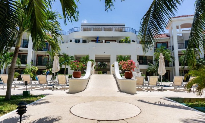Playacar Apartment | Paseo del Sol Coral B 107 condo