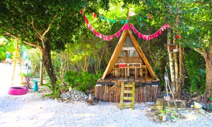Akumal House | PEACE, LOVE & WIFI - Poolside Family Bungalownn
