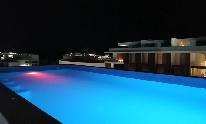 Zazil-ha Apartment | Pool Paradise Walk to Beach/Shopping best price !