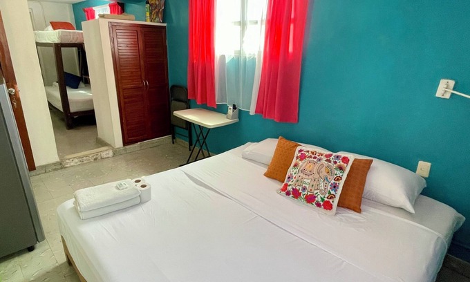 Isla Mujeres Apartment | Private room for 4 people. A/C, TV, Wi-Fi, minibar, kitchen and living. Downtown | Isla Mujeres #3