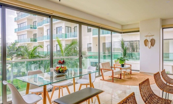 Ejidal Condo | Residential Stay, Pool, Gym, 7min from Beach!