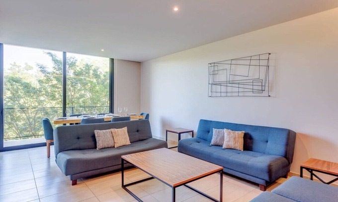 Ejidal Apartment | Rooftop Pool | Private Balcony | Gym | Fast WiFi