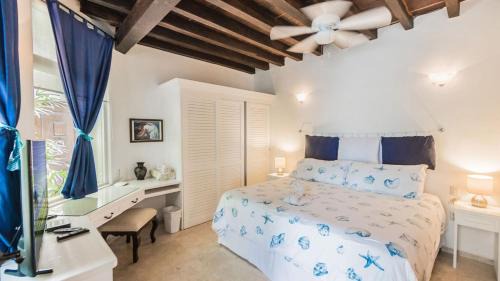 Downtown Apartment | Royal Palms by BVR