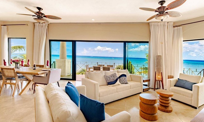 Centro Condo | Sale! Stunning Ocean Views! Pvt Delxue Rooftop | Beach Club Service | Steps to 5th Ave & Maid