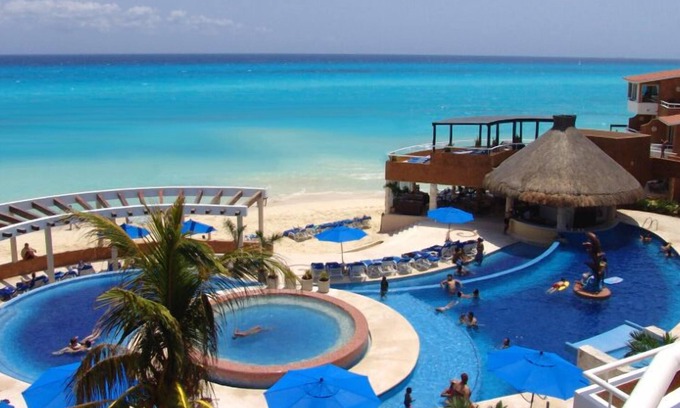 Playacar Fase I Condo | Spectacular Oceanfront Views