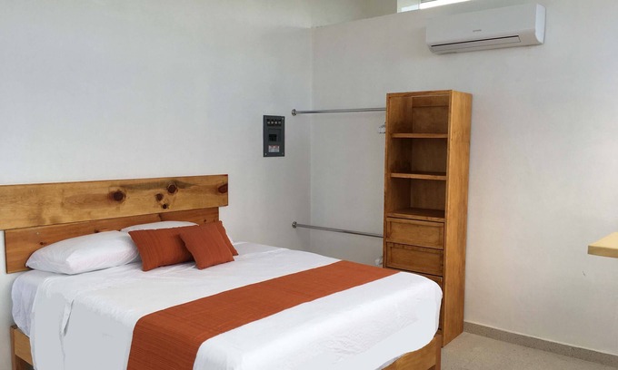 Luis Donaldo Colosio Apartment | Studio Fire 1 km from the beach