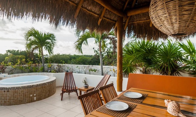 Zama Apartment | Stunning Penthouse with Private Jacuzzi and Palapa!