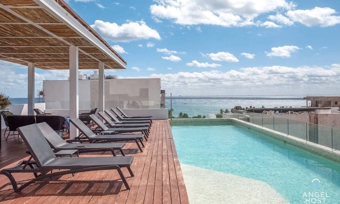 Zazil-ha Condo | Stylish Condo | Oceanview Pool | Gym | Near Beach