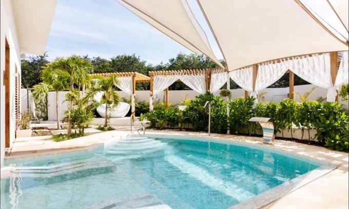 La Veleta Apartment | Temporarily Suspended