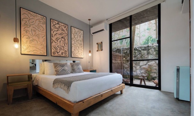 Playa Paraiso House | Tropical Room