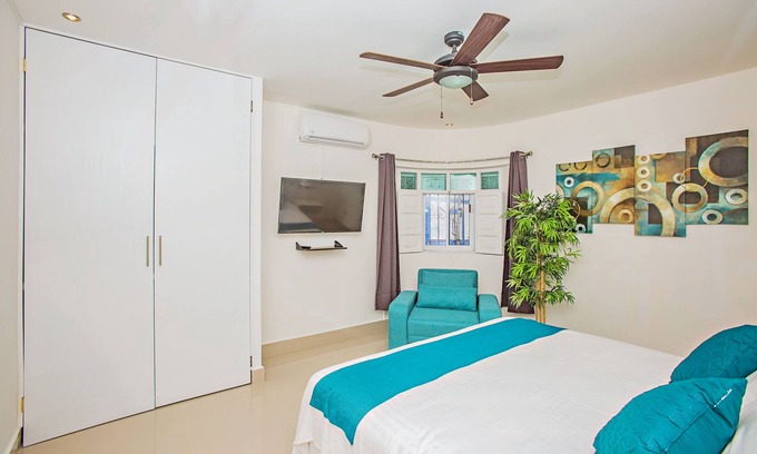 Colonia Centro House | Turquoise Ocean Steps Away | Downtown | Block Away From Malecon | Pools