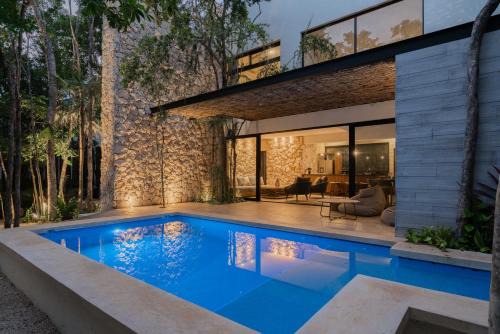 Tulum Villa | Twelve O'Clock - Luxury Villas