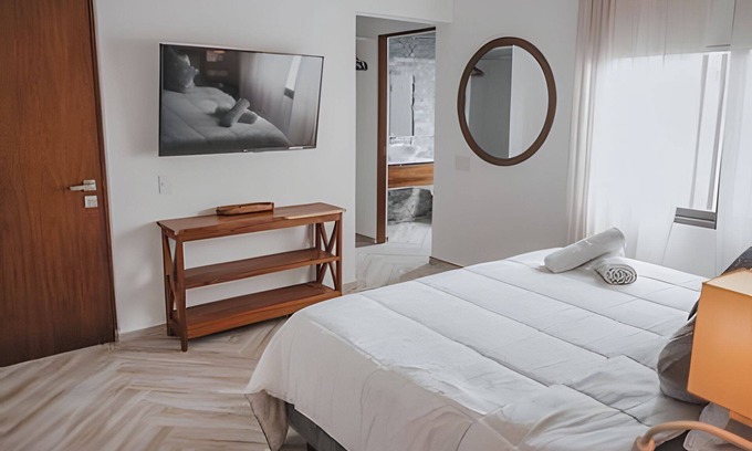 La Veleta Condo | Well-Equipped Lock-Off Studio for Two 201 North