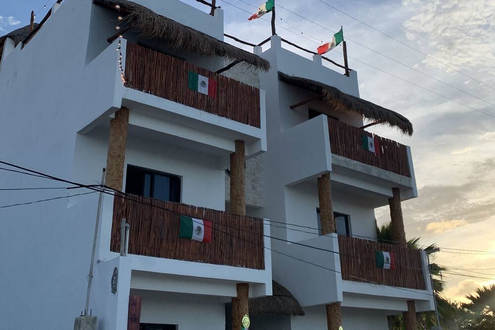 Rio Lagartos Hotel | Casa Delfines