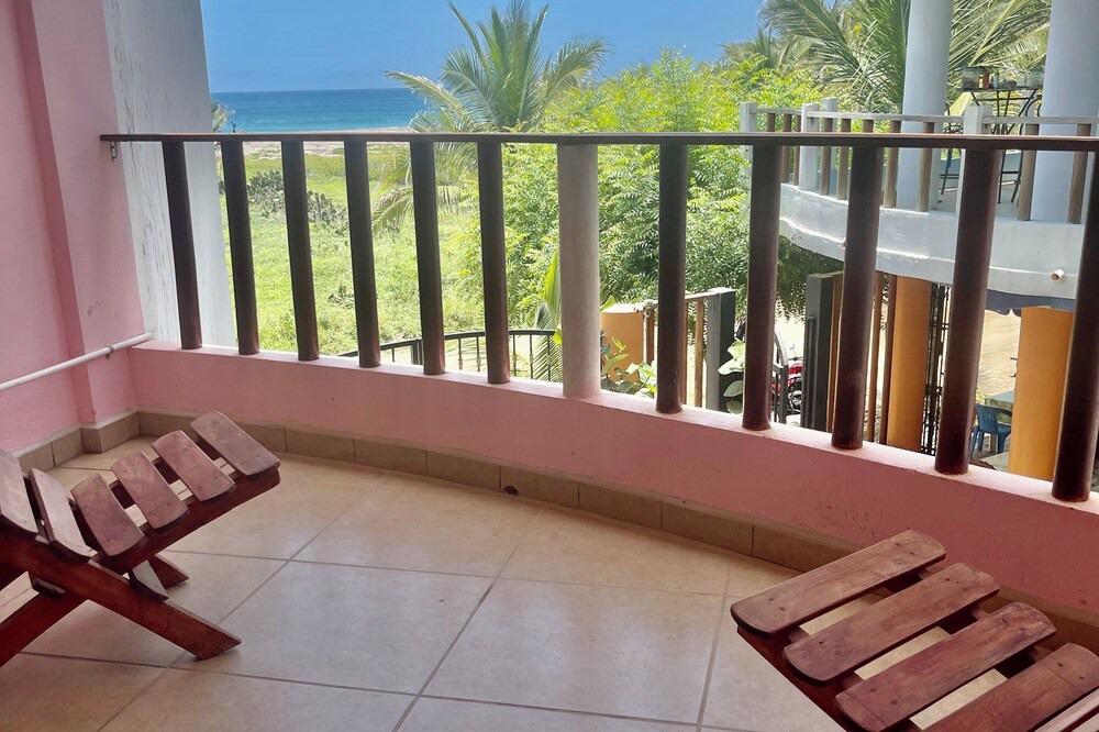Los Tamarindos Hotel | Marea Royal Hotel