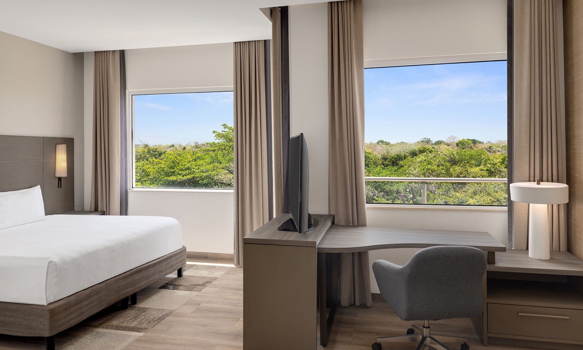 Playacar Fase II Hotel | Residence Inn by Marriott Playa del Carmen