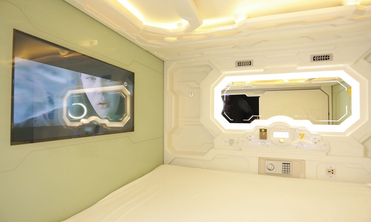 Cancun Hotel | The Yellow Capsule Cancun Close to Airport