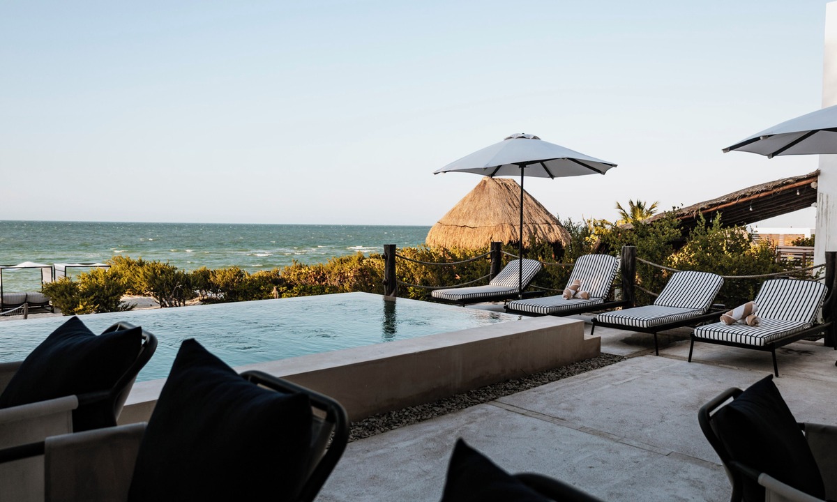 Dzemul House | Beach House Costa Yucatan by Trobbu Collection
