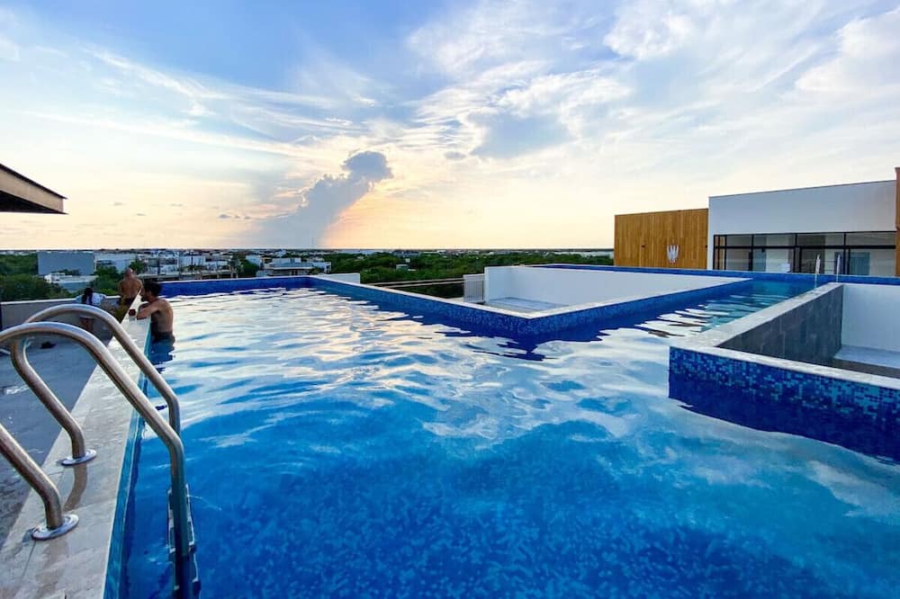 Zama Apartment | Spacious Room PH w/Private Pool & Terrace, Gym