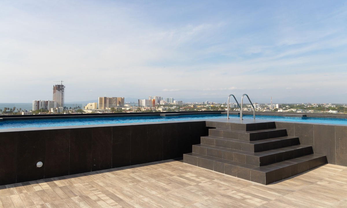 Lazaro Cardenas Condo | Casa Corazon Jacqueline, 2BD Condo in Torre 21 2BD Condo for rent in Lázaro Car
