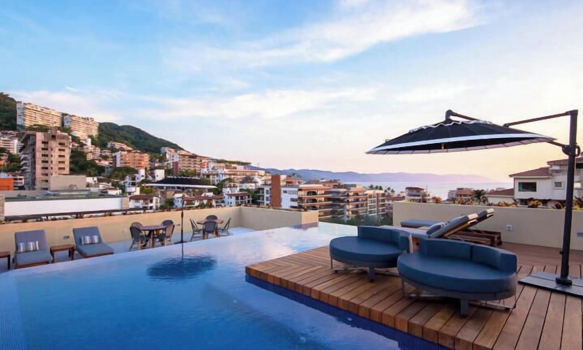 Emiliano Zapata Condo | Top-Floor Penthouse · Walk to Beach · King Bed