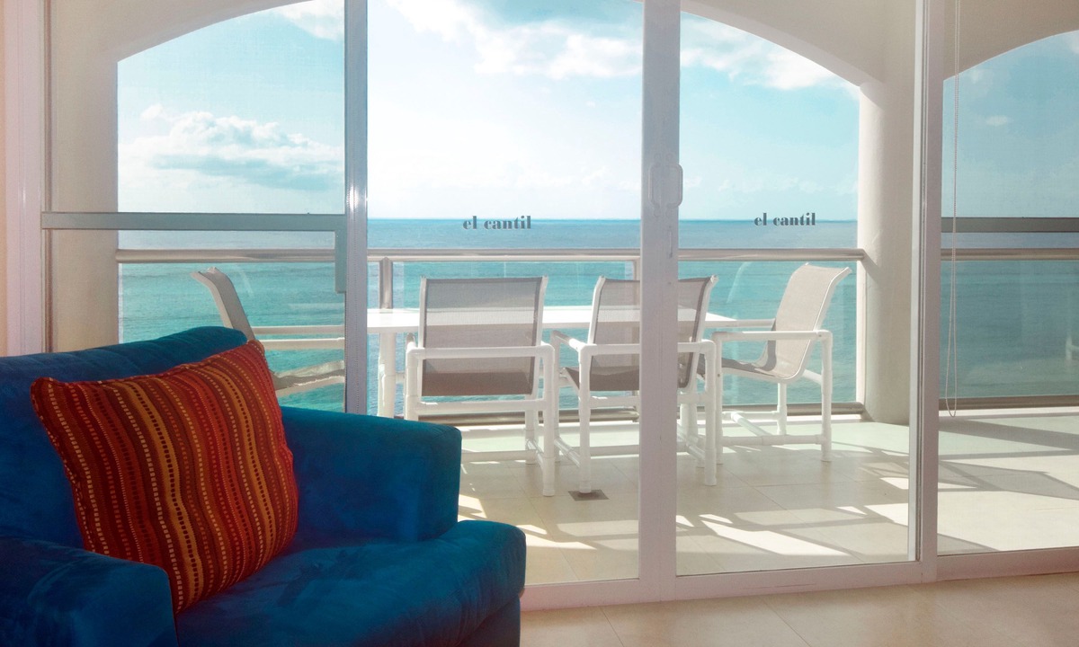 Colonia Andres Condo | Luxurious 6th floor Oceanfront Condo El Cantil 6CN