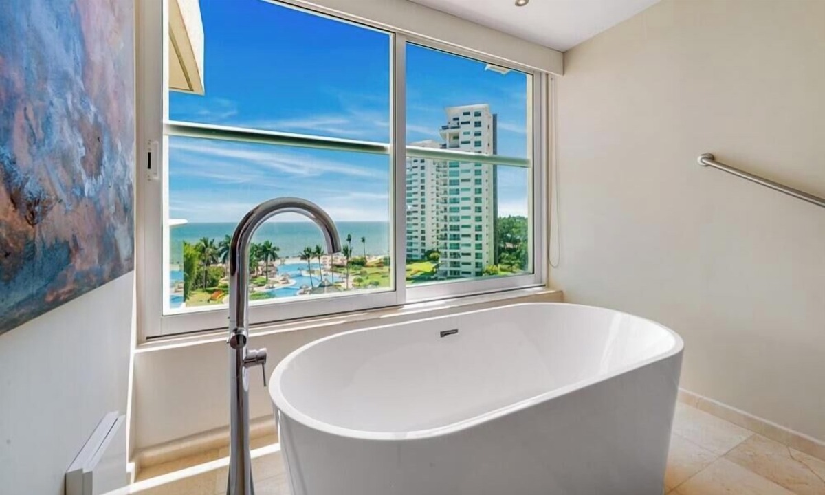 Marina Vallarta Apartment | Shangri-La T5-7B | 4BR Puerto Vallarta Oceanfront