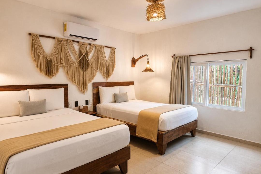 Chetumal Hotel | Hotel CasaBakal - A pie de Laguna - Bacalar