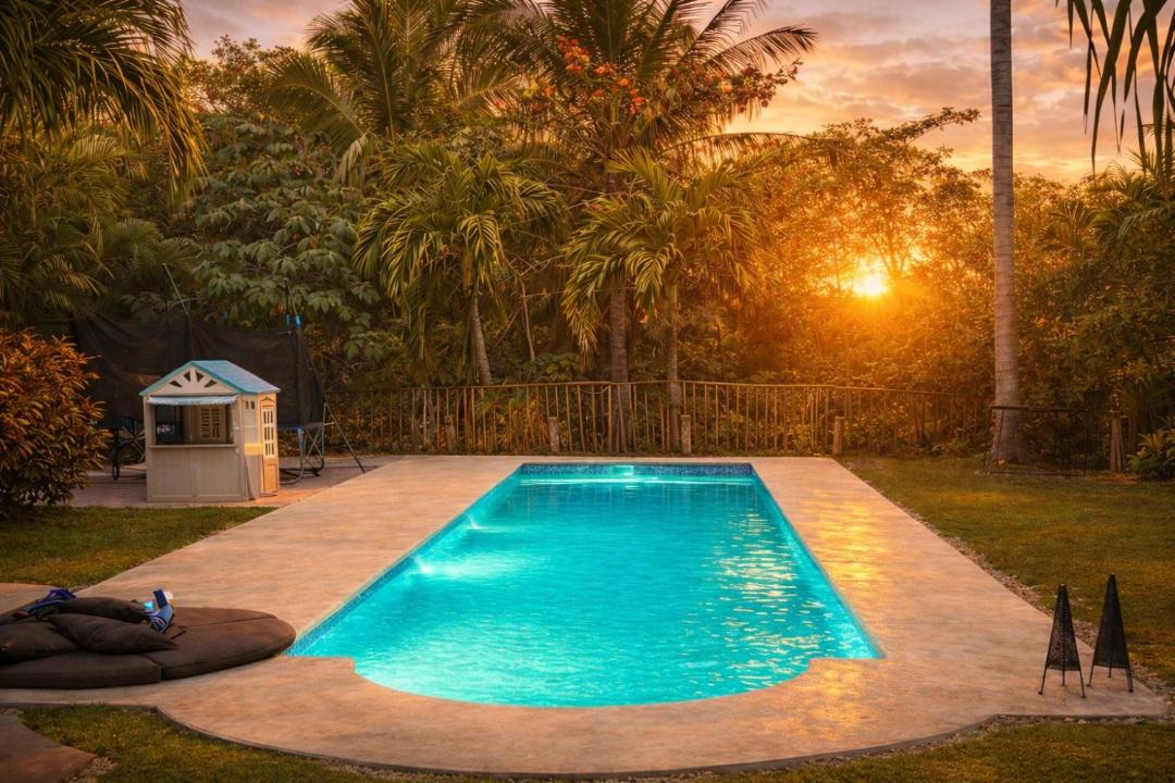 Puerto Aventuras Villa | Green Oasis private pool and cinema