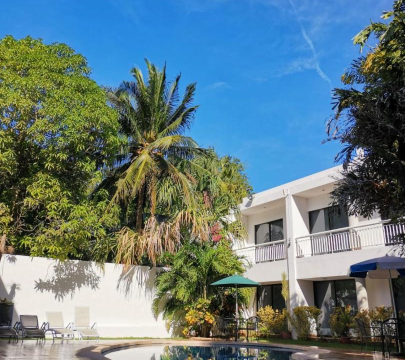 Zona Paseo Montejo Hotel | Hotel Holly
