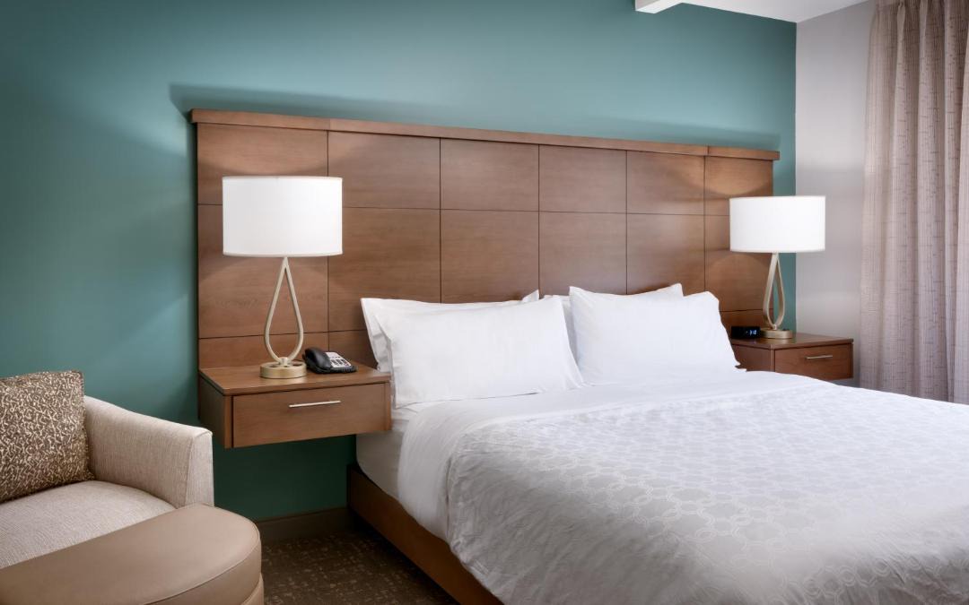 Lehi Hotel | Staybridge Suites - Lehi - Traverse Ridge Center by IHG