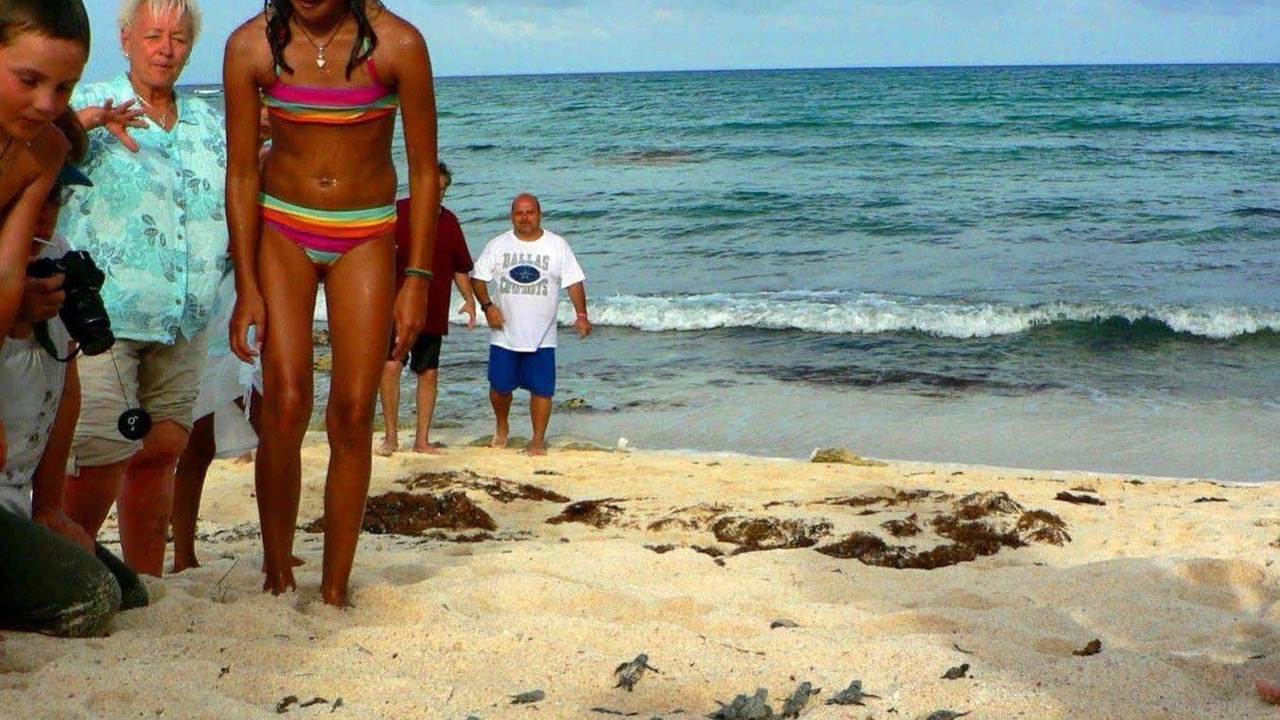 Photo of Human In Picture in Akumal