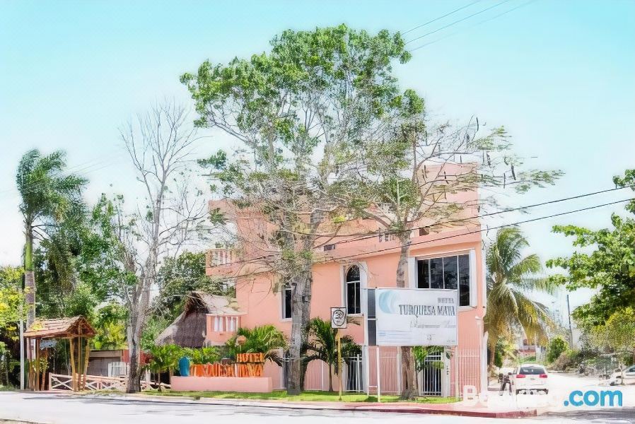 Photo of Buildings in Felipe Carrillo Puerto