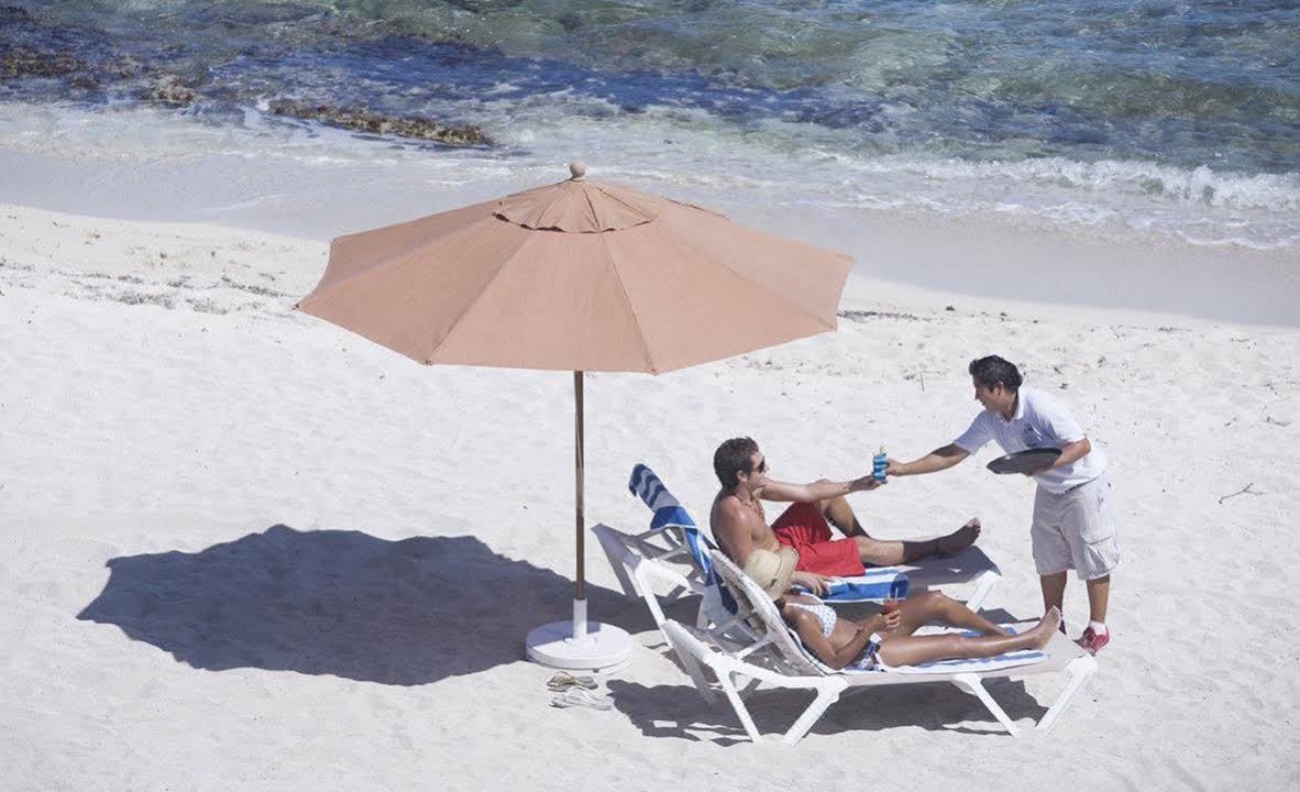 Photo of Human In Picture in Akumal